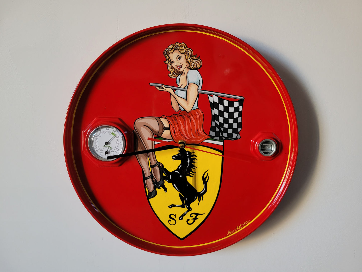 Pendule Ferrari Flag Girl
