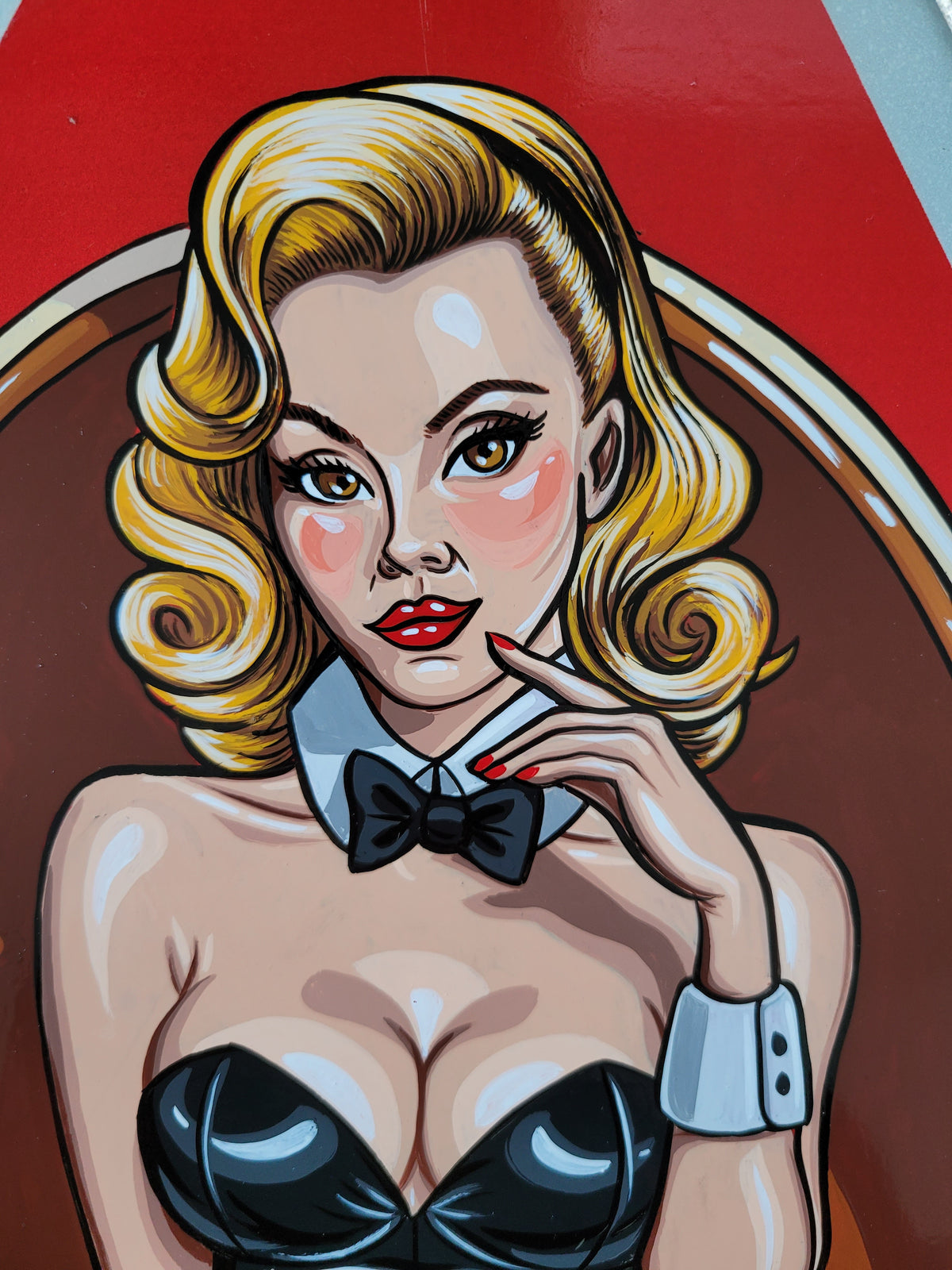 James Bond Girl 002